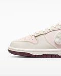Dunk Low Valentine’s Day Collection